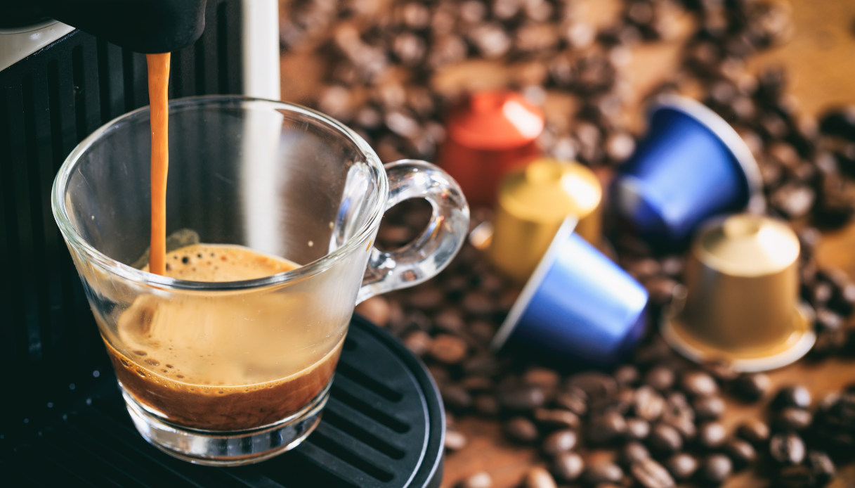 Descaling your coffee machine: tips and tricks, SAIDA Gusto Espresso